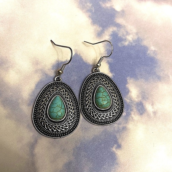 Aztec Turquoise and Silver Weave Designs Earrings. - Picture 1 of 1